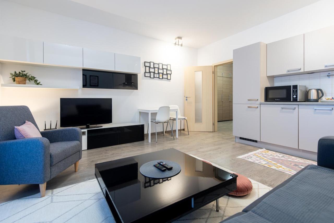Nova Karolina Apartment Ostrava Exterior photo